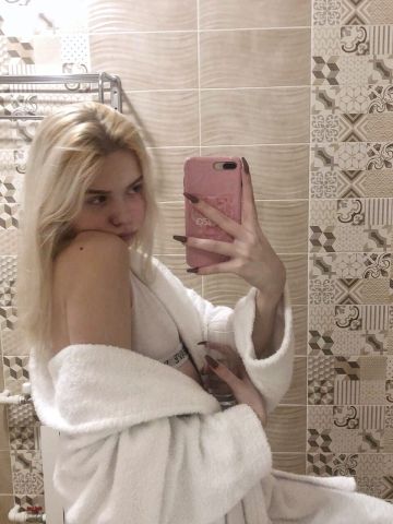 Проститутка Адель